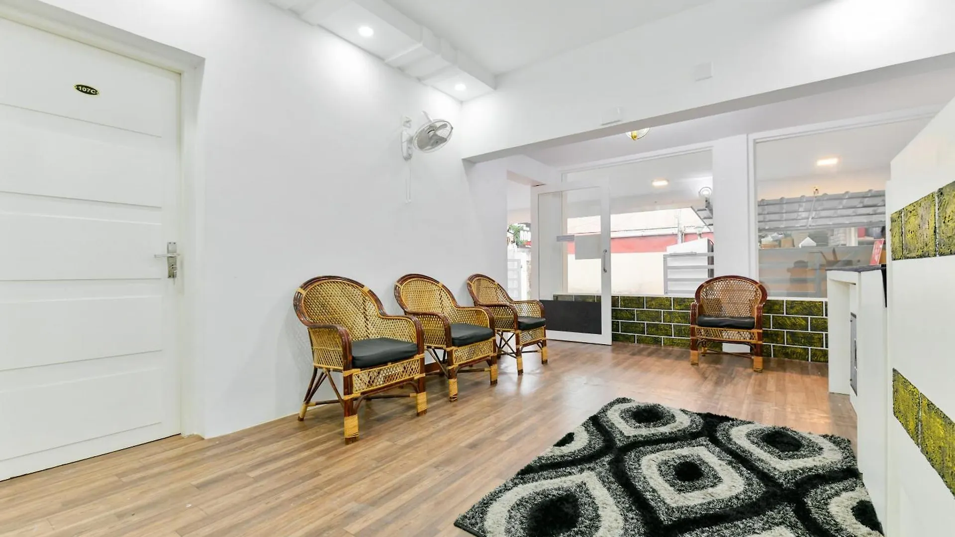Hotel OYO 16659 Keyen Arcade Kochi
