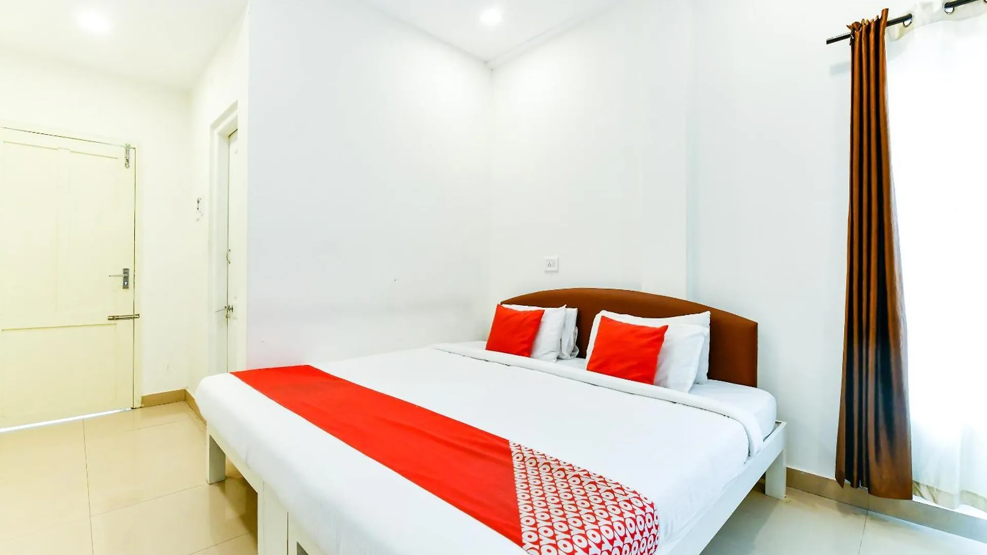 Oyo Flagship 16659 Keyen Arcade Hotel Kochi 3*,  India