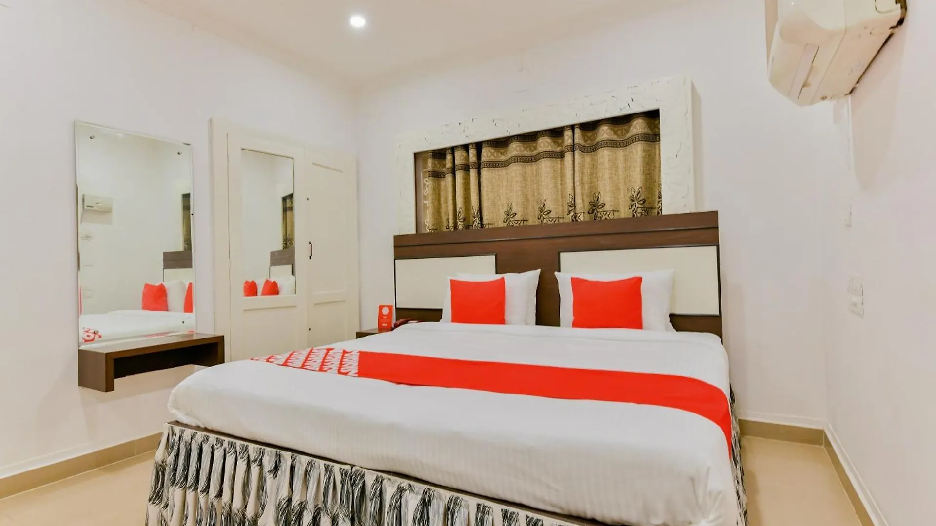 Oyo Flagship 16659 Keyen Arcade Hotel Kochi