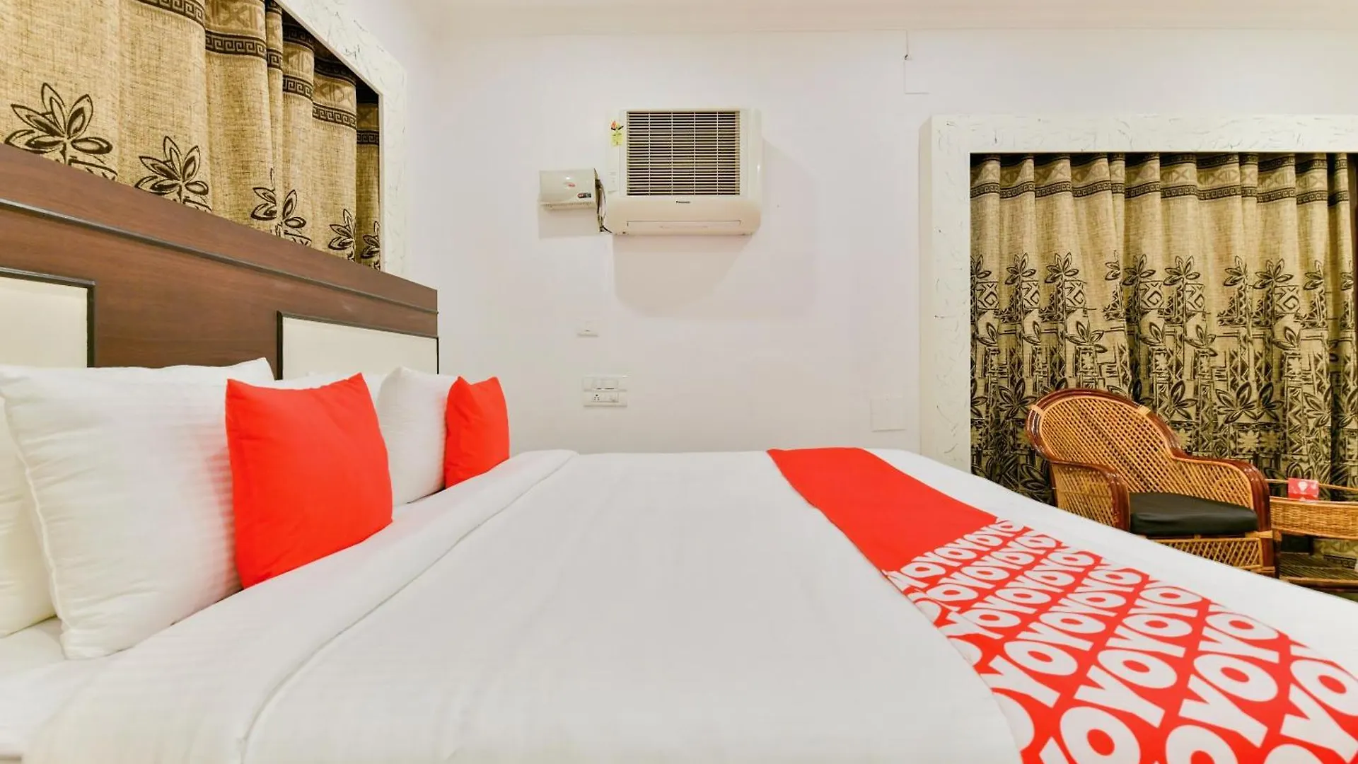 Oyo Flagship 16659 Keyen Arcade Hotel Kochi 3*,